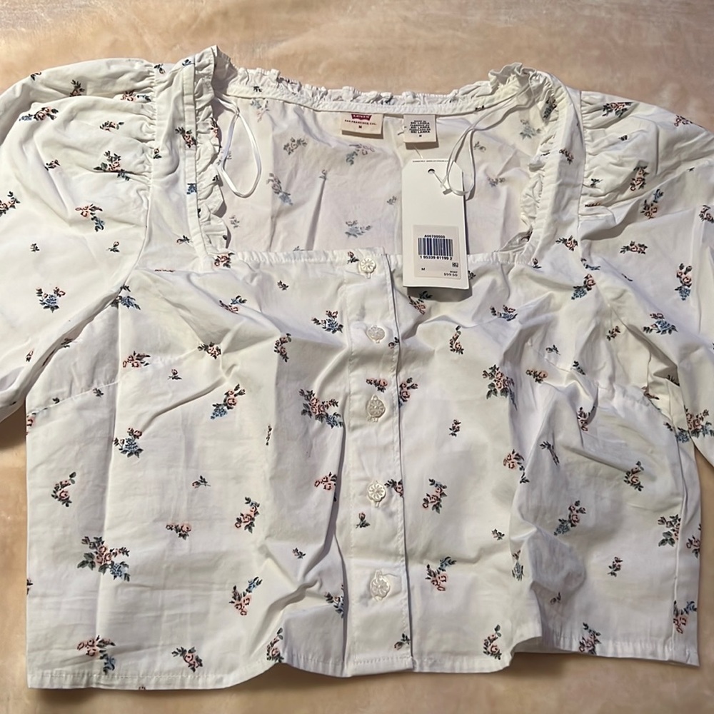 Levi’s poplin puff sleeve floral top size M